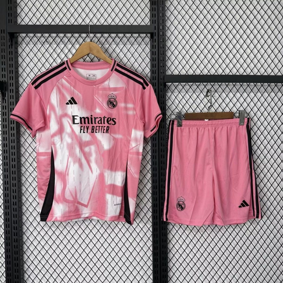 Ensemble Rose Real Madrid