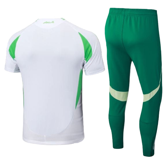 Survêtement Domicile Algérie 2025 🇩🇿 – Ensemble Maillot + Pantalon | Tenue des Fennecs